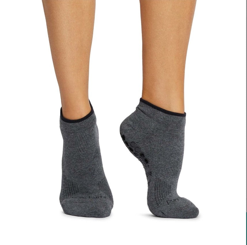 Pure Barre Charcoal and Black Sticky Socks – Pure Barre Bethesda